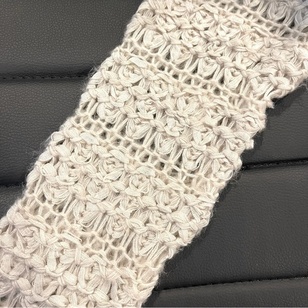 Pins+ Needles textural sweater - Picture 4 of 10